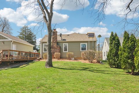 Tiny photo for 375 S Lake Street, Grayslake, IL 60030 (MLS # 12606053)
