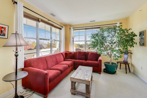 Tiny photo for 977 Harris Road #34, Grayslake, IL 60030 (MLS # 12498991)