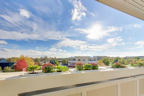 Tiny photo for 977 Harris Road #34, Grayslake, IL 60030 (MLS # 12498991)