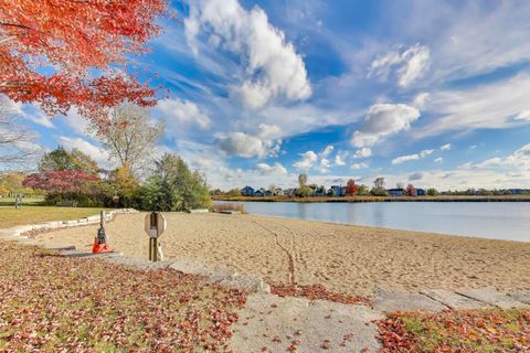 Tiny photo for 977 Harris Road #34, Grayslake, IL 60030 (MLS # 12498991)
