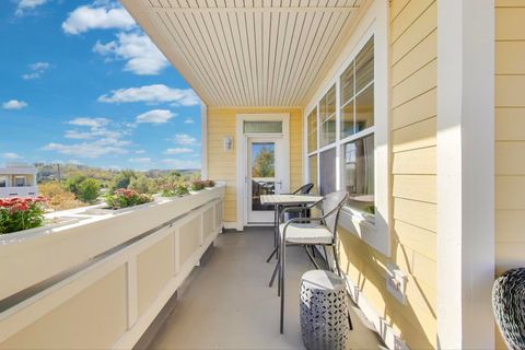 Tiny photo for 977 Harris Road #34, Grayslake, IL 60030 (MLS # 12498991)