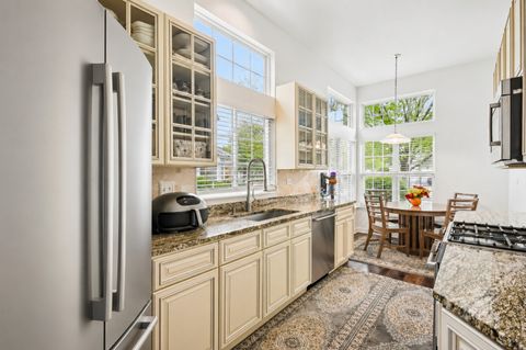 Tiny photo for 1058 Providence Lane, Buffalo Grove, IL 60089 (MLS # 12640943)