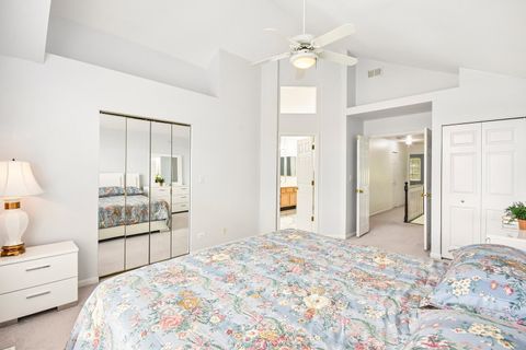 Tiny photo for 1058 Providence Lane, Buffalo Grove, IL 60089 (MLS # 12640943)