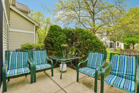 Tiny photo for 1058 Providence Lane, Buffalo Grove, IL 60089 (MLS # 12640943)