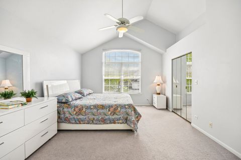 Tiny photo for 1058 Providence Lane, Buffalo Grove, IL 60089 (MLS # 12640943)