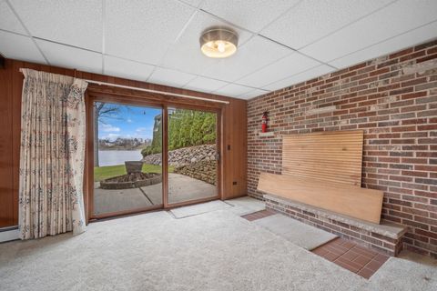 Tiny photo for 128 Hickory Road, Lake In The Hills, IL 60156 (MLS # 12591587)