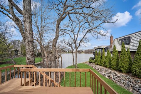 Tiny photo for 128 Hickory Road, Lake In The Hills, IL 60156 (MLS # 12591587)