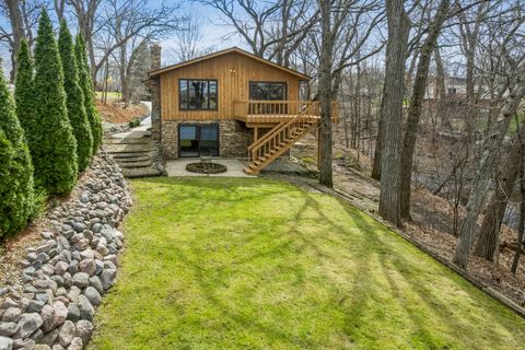 Tiny photo for 128 Hickory Road, Lake In The Hills, IL 60156 (MLS # 12591587)