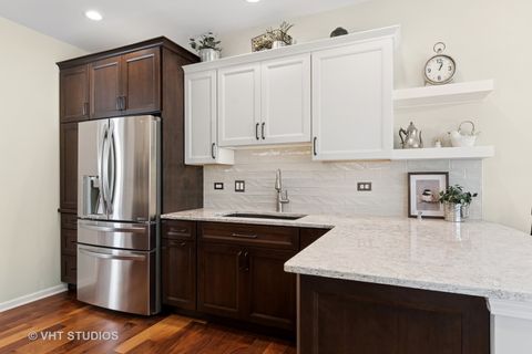 Tiny photo for 4015 Chesapeake Lane, Naperville, IL 60564 (MLS # 12413372)