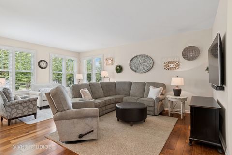 Tiny photo for 4015 Chesapeake Lane, Naperville, IL 60564 (MLS # 12413372)