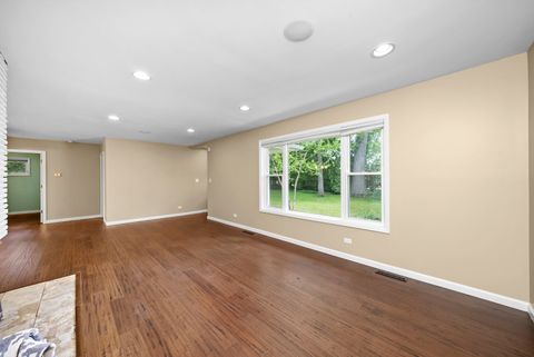 Tiny photo for 311 N Shady Lane, Elmhurst, IL 60126 (MLS # 12493301)