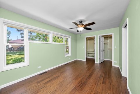 Tiny photo for 311 N Shady Lane, Elmhurst, IL 60126 (MLS # 12493301)