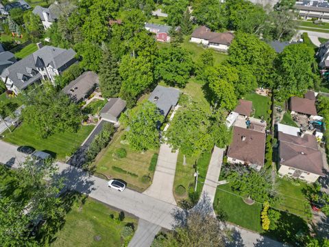 Tiny photo for 311 N Shady Lane, Elmhurst, IL 60126 (MLS # 12493301)