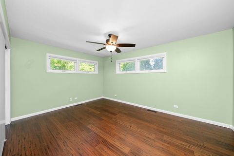Tiny photo for 311 N Shady Lane, Elmhurst, IL 60126 (MLS # 12493301)