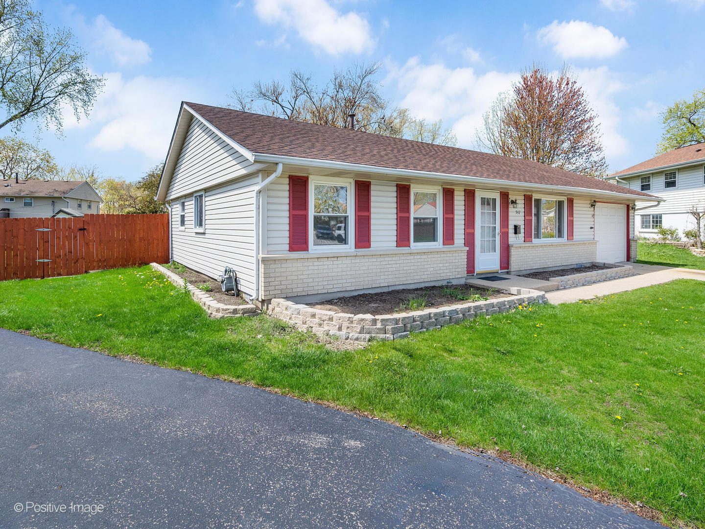 542 Westgate Court