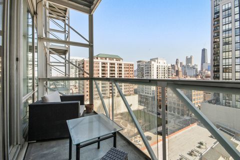 Tiny photo for 653 N Kingsbury Street #1007, Chicago, IL 60610 (MLS # 12612058)