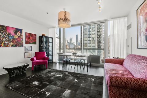 Tiny photo for 653 N Kingsbury Street #1007, Chicago, IL 60610 (MLS # 12612058)