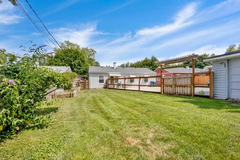 Tiny photo for 340 S Lodge Lane, Lombard, IL 60148 (MLS # 12646007)