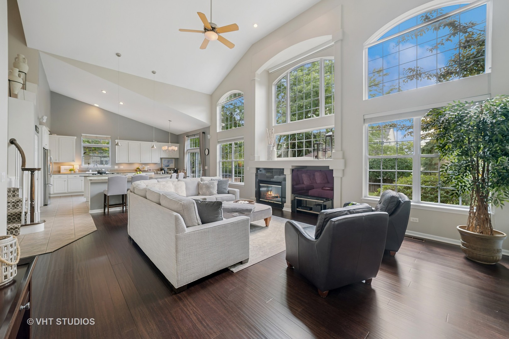 424 Bluegrass Lane