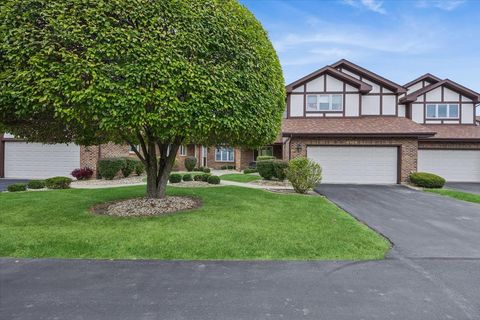 Tiny photo for 8909 Silverdale Drive #5C, Orland Park, IL 60462 (MLS # 12485987)