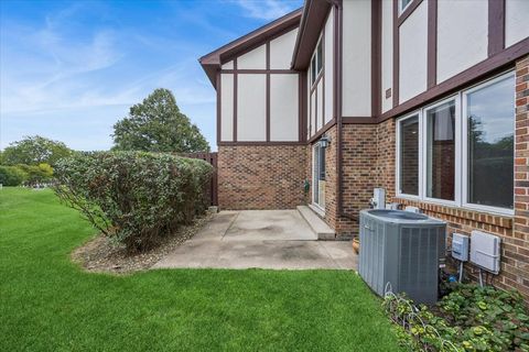 Tiny photo for 8909 Silverdale Drive #5C, Orland Park, IL 60462 (MLS # 12485987)