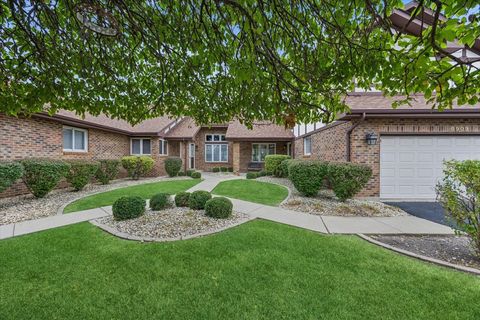 Tiny photo for 8909 Silverdale Drive #5C, Orland Park, IL 60462 (MLS # 12485987)