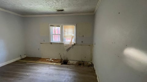 Tiny photo for 1608 North Avenue, Metropolis, IL 62960 (MLS # 12689712)