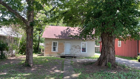 Tiny photo for 1608 North Avenue, Metropolis, IL 62960 (MLS # 12689712)