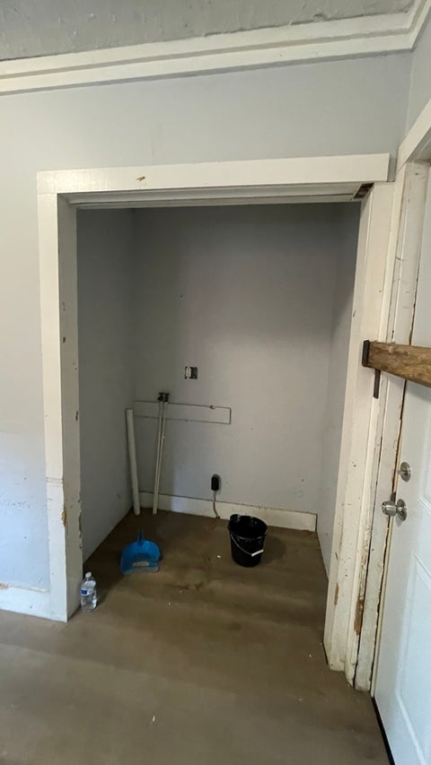 Tiny photo for 1608 North Avenue, Metropolis, IL 62960 (MLS # 12689712)
