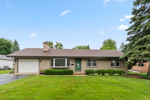 Tiny photo for 417 S Plum Grove Road, Palatine, IL 60067 (MLS # 12669854)