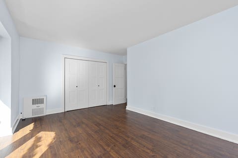 Tiny photo for 2300 Windsor Mall Court #2E, Park Ridge, IL 60068 (MLS # 12723411)
