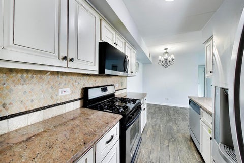 Tiny photo for 6443 Clarendon Hills Road #301C, Willowbrook, IL 60527 (MLS # 12697705)