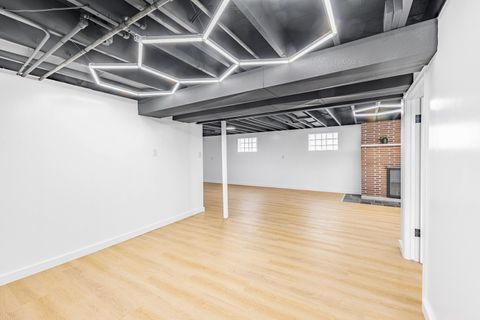 Tiny photo for 9220 S Avers Avenue, Evergreen Park, IL 60805 (MLS # 12605545)