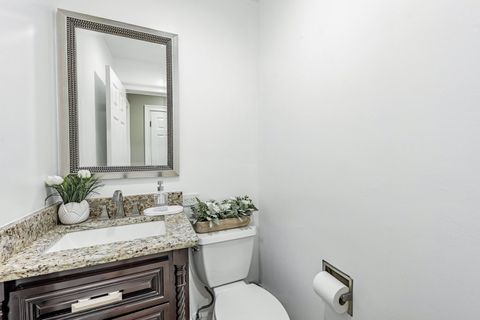 Tiny photo for 9220 S Avers Avenue, Evergreen Park, IL 60805 (MLS # 12605545)