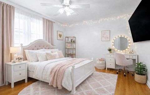 Tiny photo for 9220 S Avers Avenue, Evergreen Park, IL 60805 (MLS # 12605545)