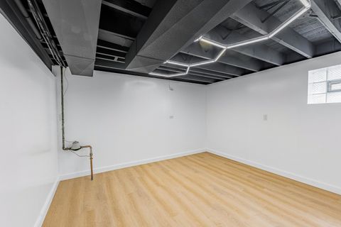 Tiny photo for 9220 S Avers Avenue, Evergreen Park, IL 60805 (MLS # 12605545)