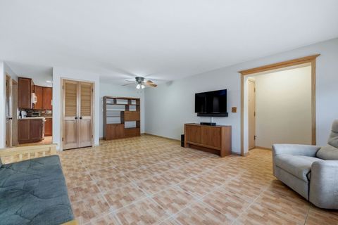 Tiny photo for 4101 N Keeler Avenue #2B, Chicago, IL 60641 (MLS # 12563091)