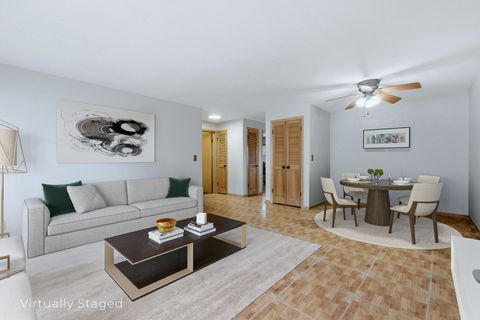 Tiny photo for 4101 N Keeler Avenue #2B, Chicago, IL 60641 (MLS # 12563091)