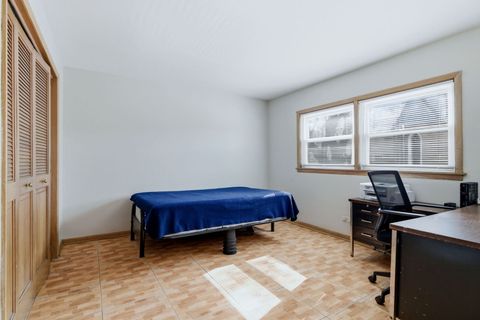 Tiny photo for 4101 N Keeler Avenue #2B, Chicago, IL 60641 (MLS # 12563091)