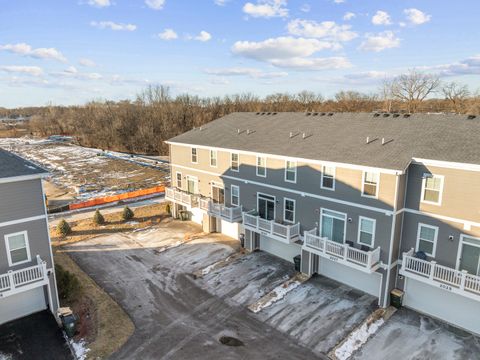 Tiny photo for 2031 Sequoia Avenue, Mundelein, IL 60060 (MLS # 12596067)