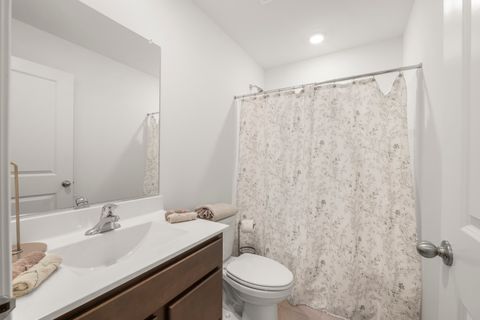 Tiny photo for 2031 Sequoia Avenue, Mundelein, IL 60060 (MLS # 12596067)