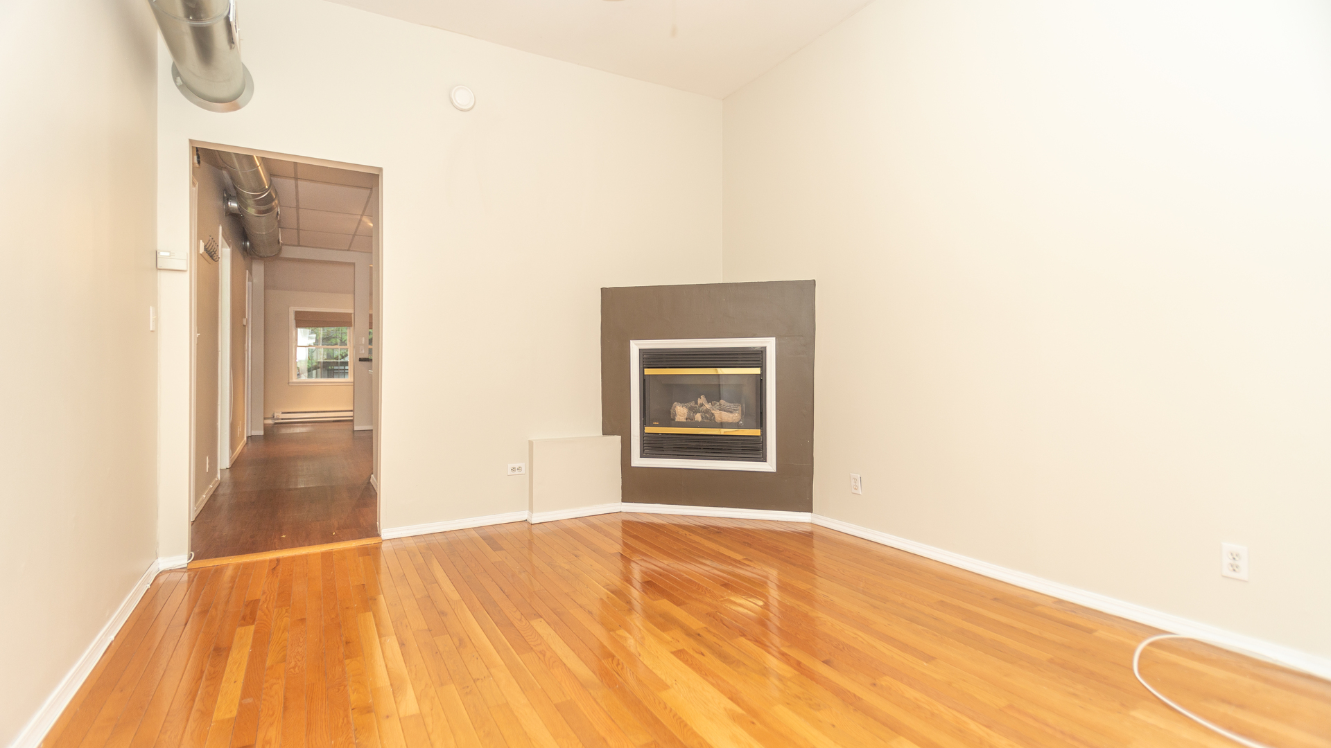 2731 N Seminary Avenue 2