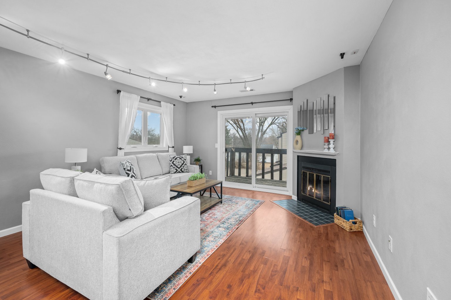 3131 4th Street 3131