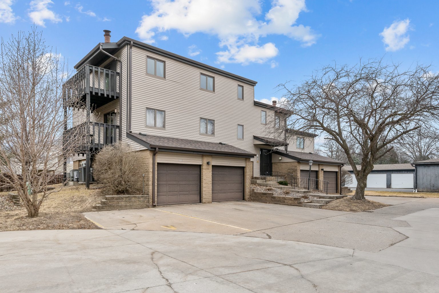 3131 4th Street 3131