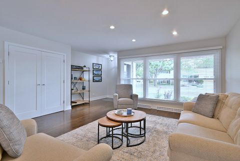Tiny photo for 427 E Adams Street, Elmhurst, IL 60126 (MLS # 12490551)