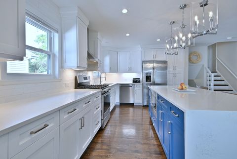Tiny photo for 427 E Adams Street, Elmhurst, IL 60126 (MLS # 12490551)