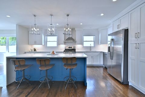 Tiny photo for 427 E Adams Street, Elmhurst, IL 60126 (MLS # 12490551)