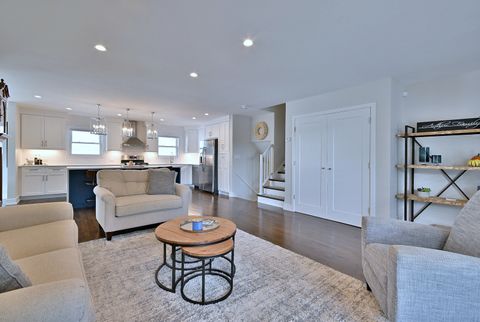 Tiny photo for 427 E Adams Street, Elmhurst, IL 60126 (MLS # 12490551)