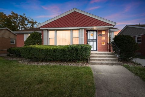 Photo of 15607 Gouwens Lane, South Holland, IL 60473 (MLS # 12514894)