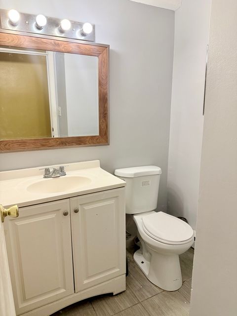 Tiny photo for 1160 W 18th Street #GW, Broadview, IL 60155 (MLS # 12558995)